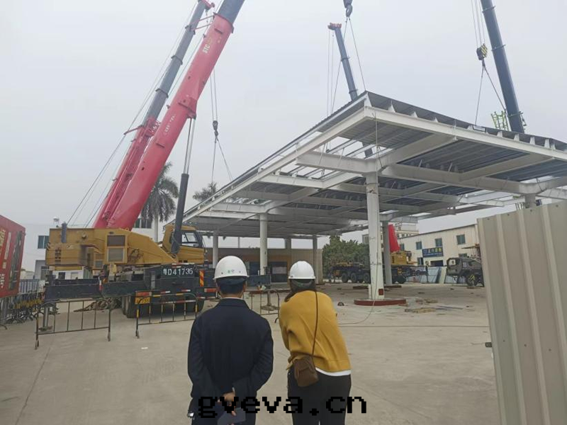 我(wǒ)公司負責施工的(de)中(zhōng)國(guó)石(dàn)油(yóu)潮(cháo)州宝源加油(yóu)站安(ān)全(quán)隐患改造工程,屬于(yú)鋼(gāng)結構框架矩形屋(wū)面罩(zhào)棚 我(wǒ)公司負責施工的(de)中(zhōng)國(guó)石(dàn)油(yóu)潮(cháo)州宝源加油(yóu)站安(ān)全(quán)隐患改造工程,屬于(yú)鋼(gāng)結構框架矩形屋(wū)面罩(zhào)棚